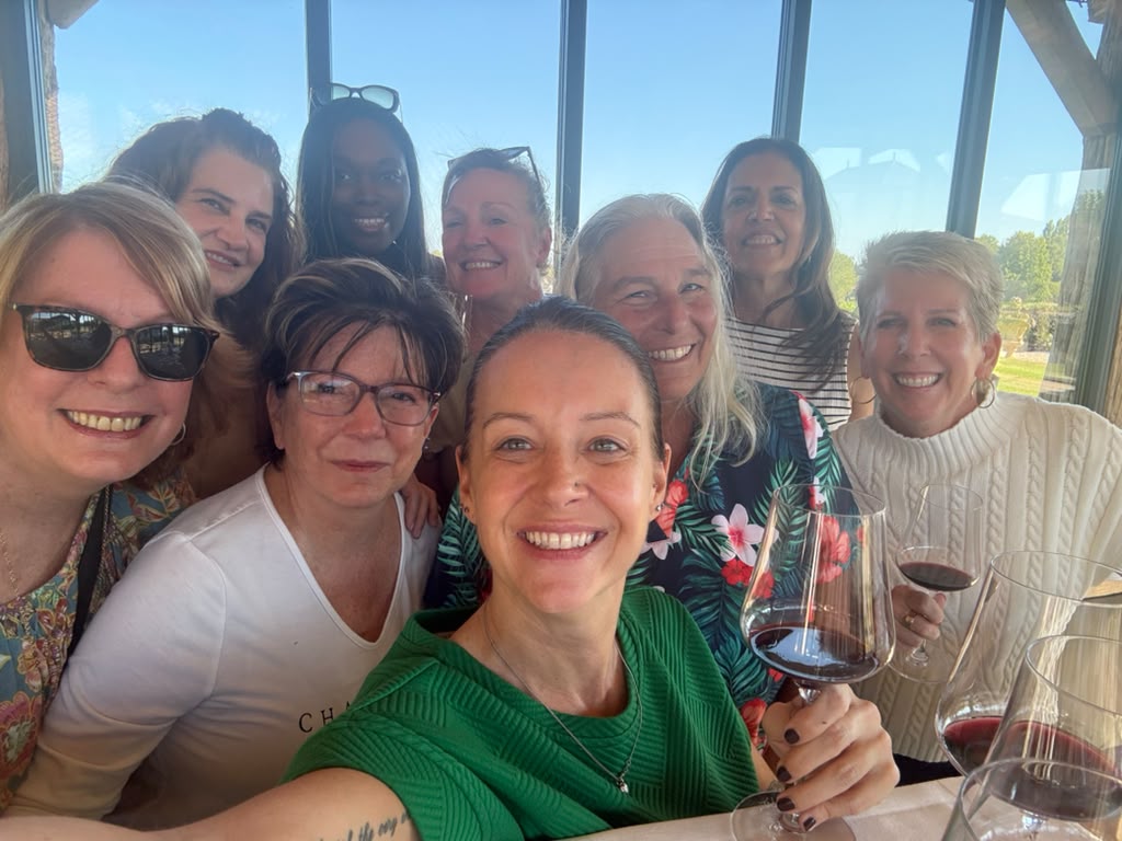 ★★★★★ - Patti & Friends
